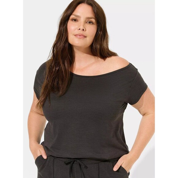 NWT Torrid Super Soft Performance Jersey Off The Shoulder Active Tee 3X / 22-24 - Picture 2 of 5